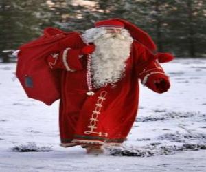 пазл Санта Клаус проведение большой мешок с подарками Рождество в лесу